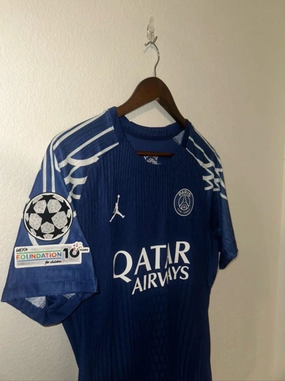 PSG 2025/26 Fourth Jersey - Desire Doue - Size M - Picture 5 of 5